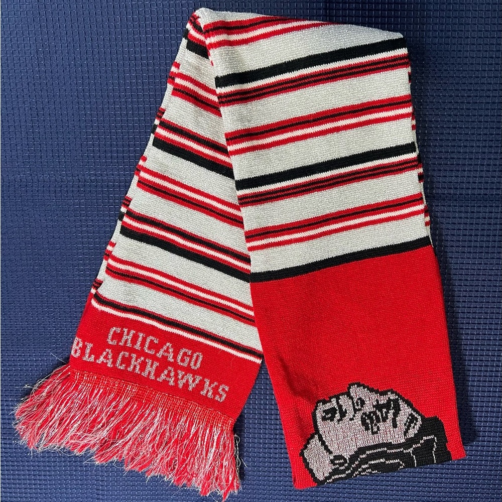 Chicago Blackhawks Hockey NHL Scarf - Picture 2 of 6